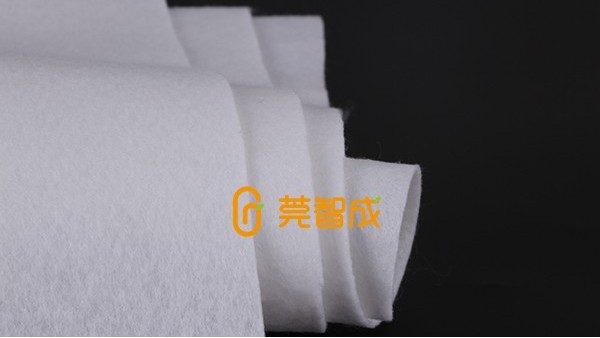 東華大學制備出二維納米網(wǎng)絡結(jié)構纖維空氣過濾材料