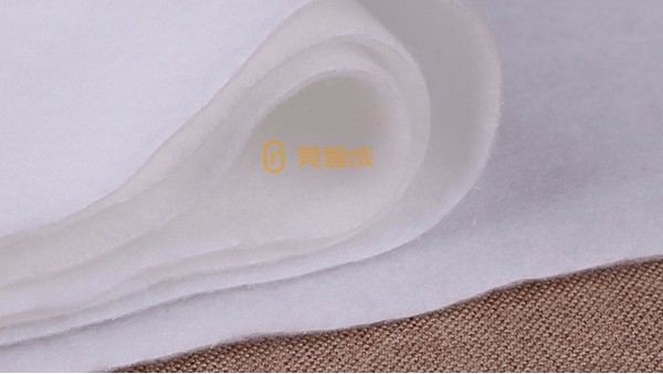 针刺无纺布工厂产品的优势在哪里呢？